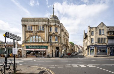 Colonnaded 18th century building housing the Akash Indian restaurant in Chippenham, Wiltshire, UK on 13 May 2022