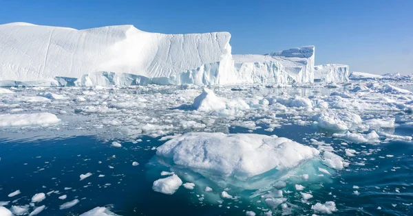 White Dazzling Blue Icebergs Floating Ilulissat Icefjord Greenland — ストック写真