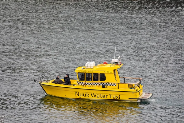 Bright Yellow Water Taxi Nuuk Harbour Nuuk Greenland July 2022 — Stock fotografie