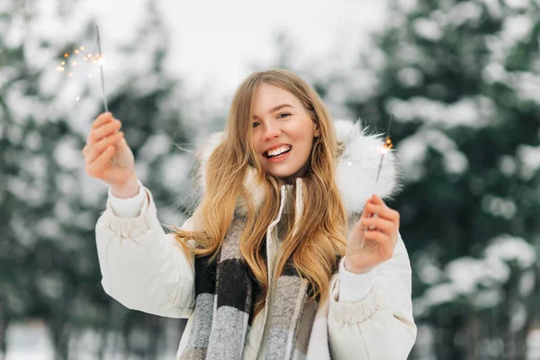Holidays Celebration Concept Close Excited Woman Sparklers Hands Outdoors Winter — Fotografia de Stock