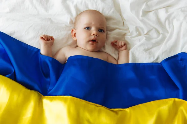 Portrait Baby Wrapped National Blue Yellow Flag Ukraine Lying Bed Imagens De Bancos De Imagens Sem Royalties