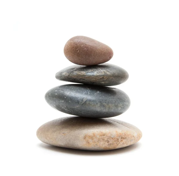 Камни в сбалансированной куче — стоковое фото