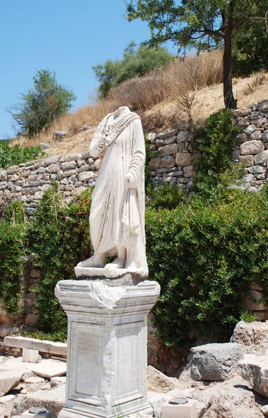 Marble statue in Ephesus, near Izmir, Turkey — Stock Photo, Image