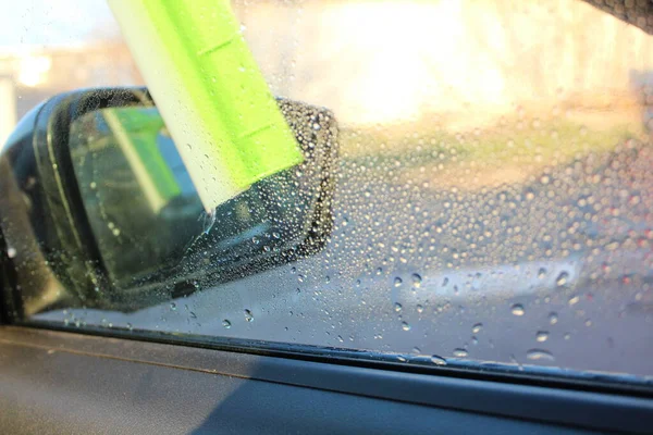 Cleaning Side Mirror Car Scraper Case Poor Visibility Photo Side — Stock Photo, Image