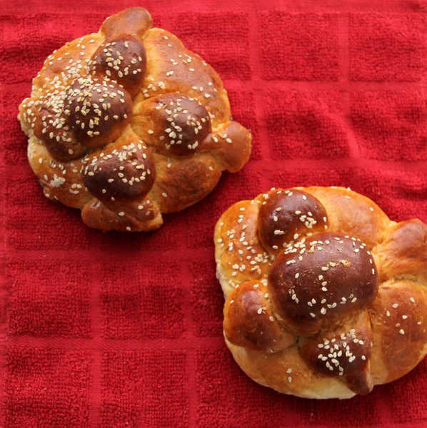 Délicieux Moelleux Fraîchement Fait Maison Pan Muerto Avec Des Graines — Photo