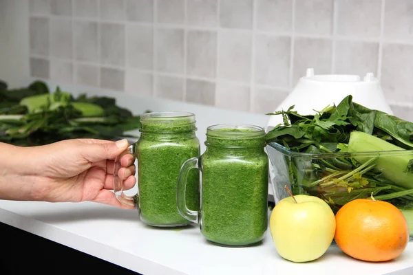 Green Juice Served Mason Jar Vegetables Cucumber Chard Spinach Lemon — Stock Photo, Image