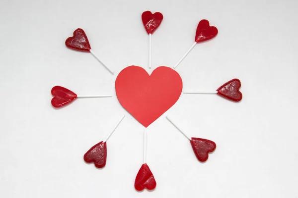 Pirulito Doces Forma Coração Vermelho Como Presente Dia Amor Amizade — Fotografia de Stock