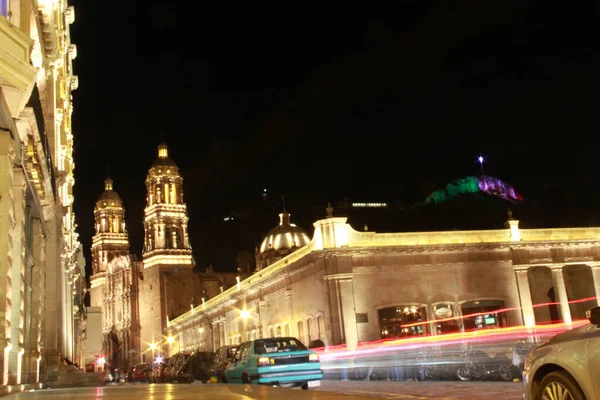 Strade Stile Coloniale Illuminate Notte Nella Città Zacatecas Messico Con — Foto Stock