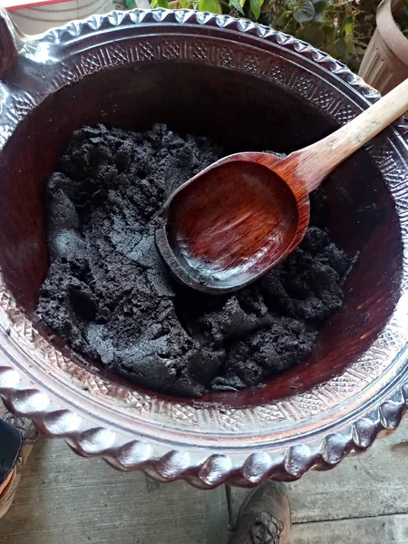 Preparação Prato Mexicano Mole Rojo Feito Com Pimentas Especiarias Chocolate — Fotografia de Stock