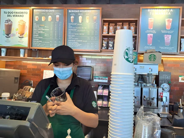 Estado México México Mayo 2022 Cadena Café Starbucks Que Nació —  Fotos de Stock