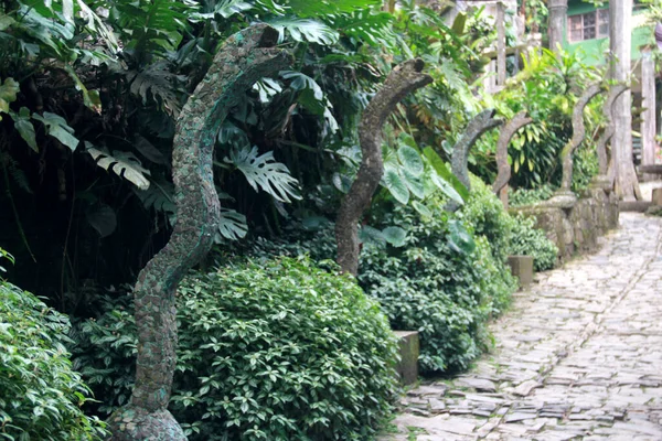 Xilla メキシコ 2016年10月26日 エドワード ジェームズ 彫刻庭園 ポッツァ メキシコの魔法の町サン ルイス ポトシのシュールな構造 — ストック写真
