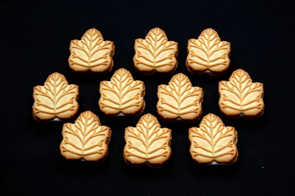 Köstliche Kekse Gefüllt Mit Vanillecreme Die Mit Honig Oder Ahornsirup — Stockfoto