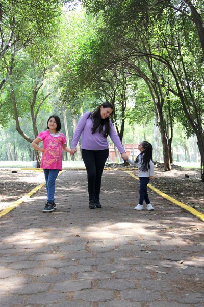 Single Divorced Latin Mom Daughters Walk Park Outdoors Alone Spend — Zdjęcie stockowe