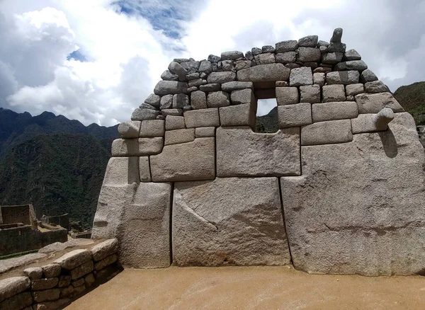 Die Aus Granitblöcken Errichteten Gebäude Machu Picchu Peru Wiegen Tonnen — Stockfoto