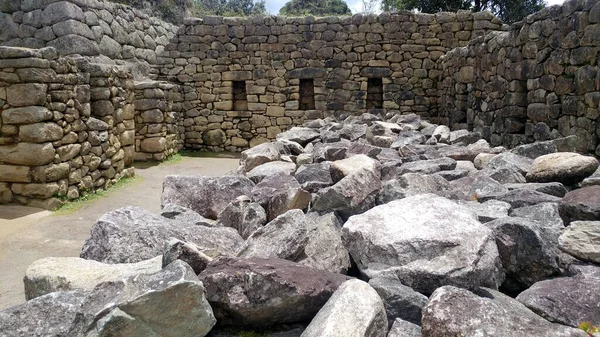 Die Aus Granitblöcken Errichteten Gebäude Machu Picchu Peru Wiegen Tonnen — Stockfoto