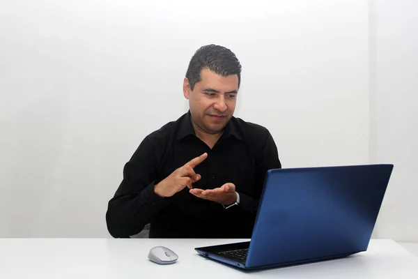 Latino Adult Man Speaks Mexican Sign Language Deaf Person Laptop — стоковое фото