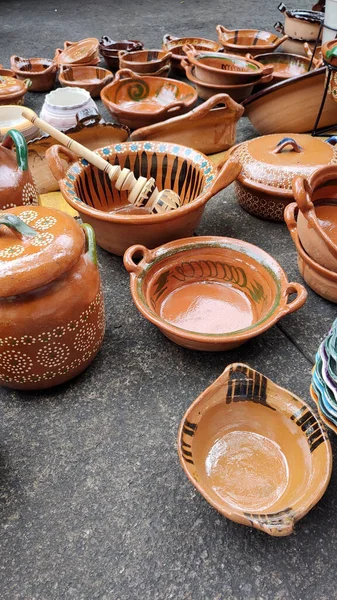 Various Clay Utensils Kitchen Pots Pans Cooking Sell Them Streets — Stock Photo, Image