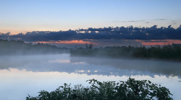 Gün doğmadan önce.