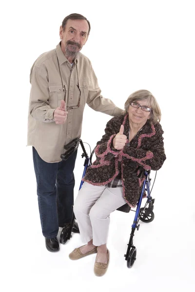 Ancianos pareja mostrando thums hasta —  Fotos de Stock