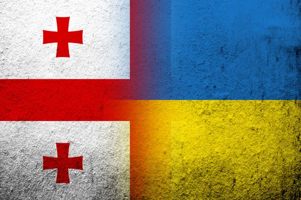 Flagge Des Landes Georgien Mit Nationalflagge Der Ukraine Grunge Hintergrund — Stockfoto