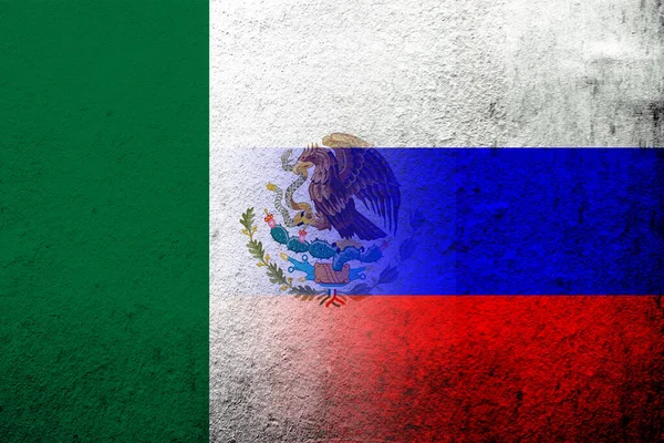 Bandera Nacional Federación Rusa Con Bandera Nacional México Fondo Grunge — Foto de Stock