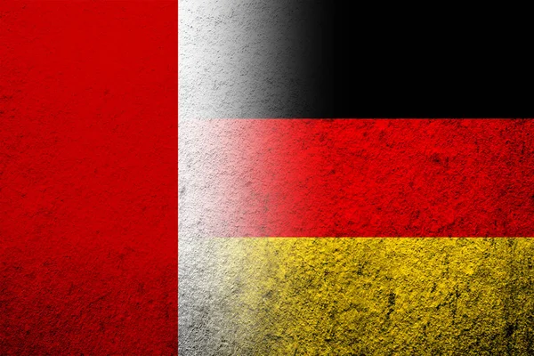 Peru Ulusal Bayrağı ile Almanya 'nın ulusal bayrağı. Grunge arkaplanı