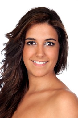 Çıplak omuzlu güzel bir kız.