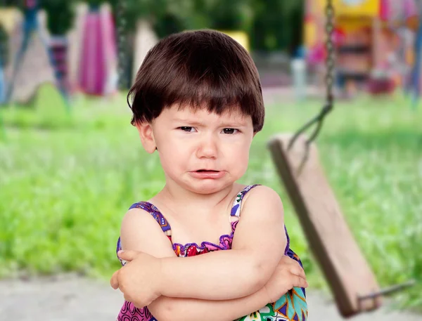 Triste bebê menina chorando — Fotografia de Stock