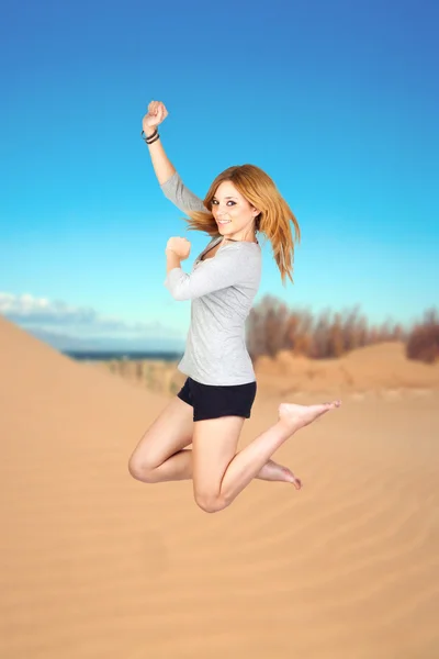 Young Girl Jumping — Stock Photo, Image