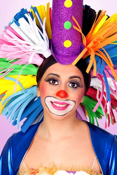 Drôle fille clown avec un Gros coloré perruque — Photo