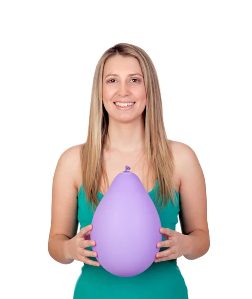 Jolie fille blonde avec un ballon violet — Photo