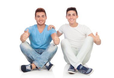 İki kardeş oturma portre tamam diyerek