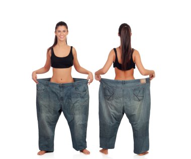 önde ve ince kız ile büyük pantolon arkasında görüntülemek