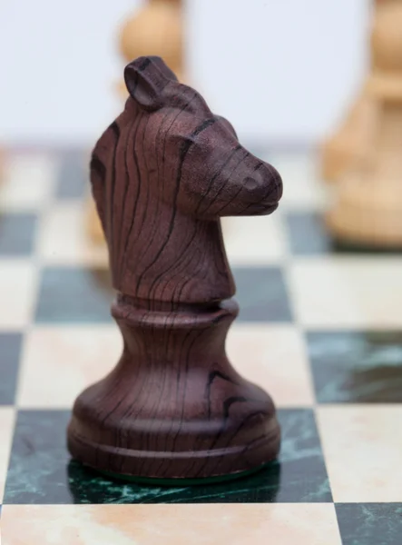 The knight. Wooden chess piece — Stock Photo, Image