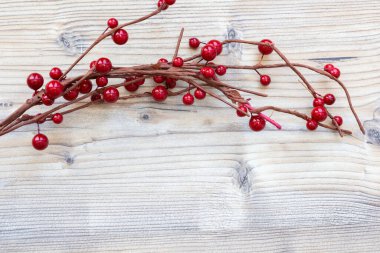 Ahşap arka planda Noel süsü. Xmas ve Yeni Yıl teması. 