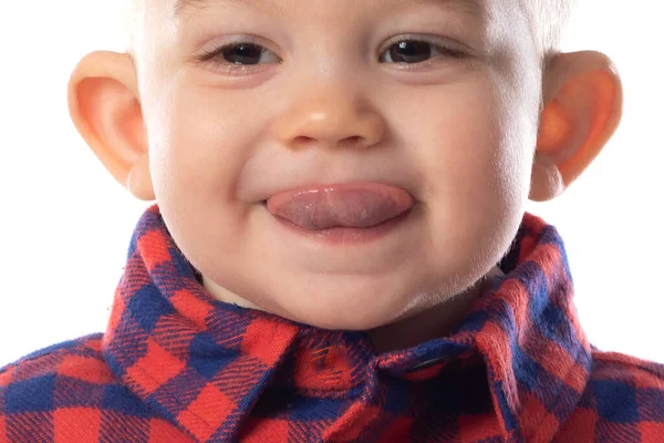 Pequeño Bebé Con Ropa Casual Elegante Sonriendo Sobre Fondo Blanco — Foto de Stock