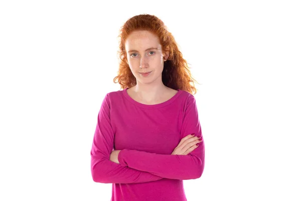 Rödhårig Ung Kvinna Bär Rosa Shirt Isolerad Vit Bakgrund — Stockfoto