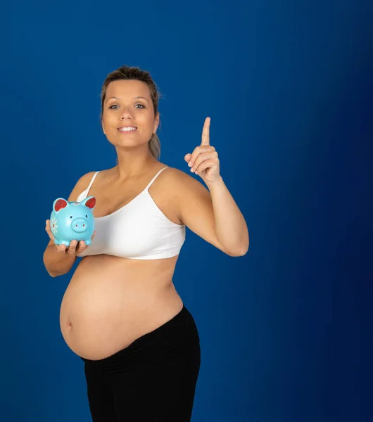 Embarazo Mujer Embarazada Feliz Con Una Caja Dinero Aislada Sobre — Foto de Stock