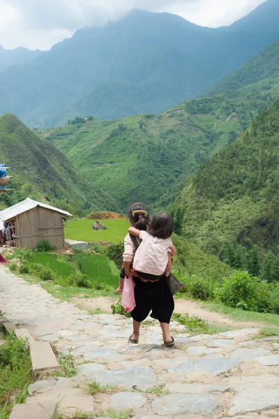 Bambini etnici locali — Foto Stock