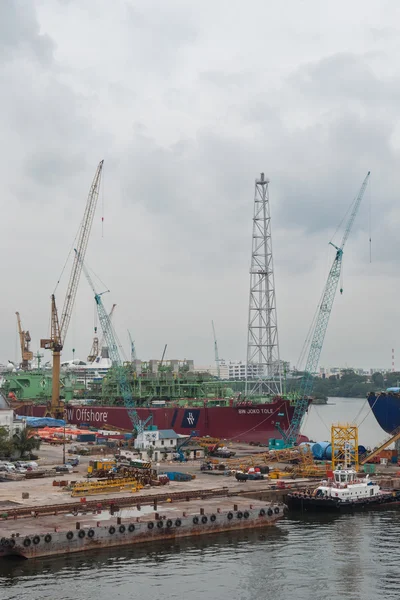 Industrieszene in der sembawang Werft — Stockfoto