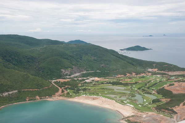 在一个岛上的高尔夫球场法院 — 图库照片