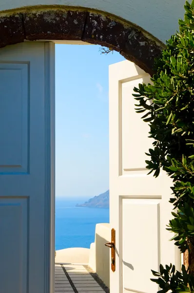Door open to the sea