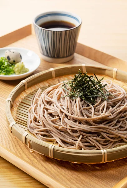 Zaru Soba Condiments Wooden Table Zaru Soba Traditional Japanese Food — Stockfoto