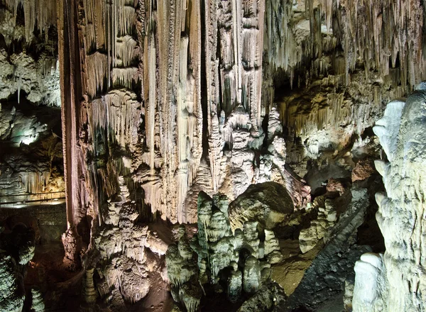 Stalattiti nelle Grotte di Nerja, Spagna — Foto Stock