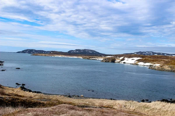 Vue Aérienne Panoramique Une Petite Ville Sur Une Côte Rocheuse — Photo