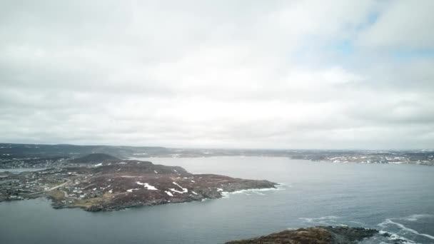 Flygfoto Över Stenig Atlantkust Molnig Dag Tagen Anthony Newfoundland Kanada — Stockvideo