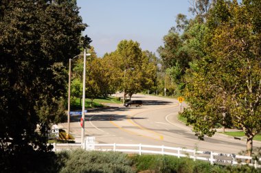 Egzersiz ve yürüyüş için yaya yürüme yolu