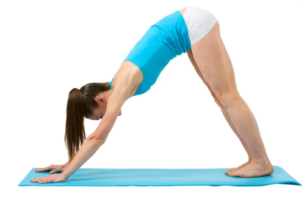 Menina fazendo exercício de alongamento . — Fotografia de Stock