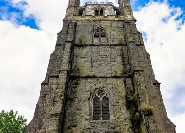 奇切斯特大教堂 Chichester Cathedral 圣三位一体大教堂 独立的中世纪钟楼 在英国西苏塞克斯郡奇切斯特被称为营地 2019年7月14日 — 图库照片