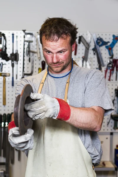 Metalen werknemer — Stockfoto